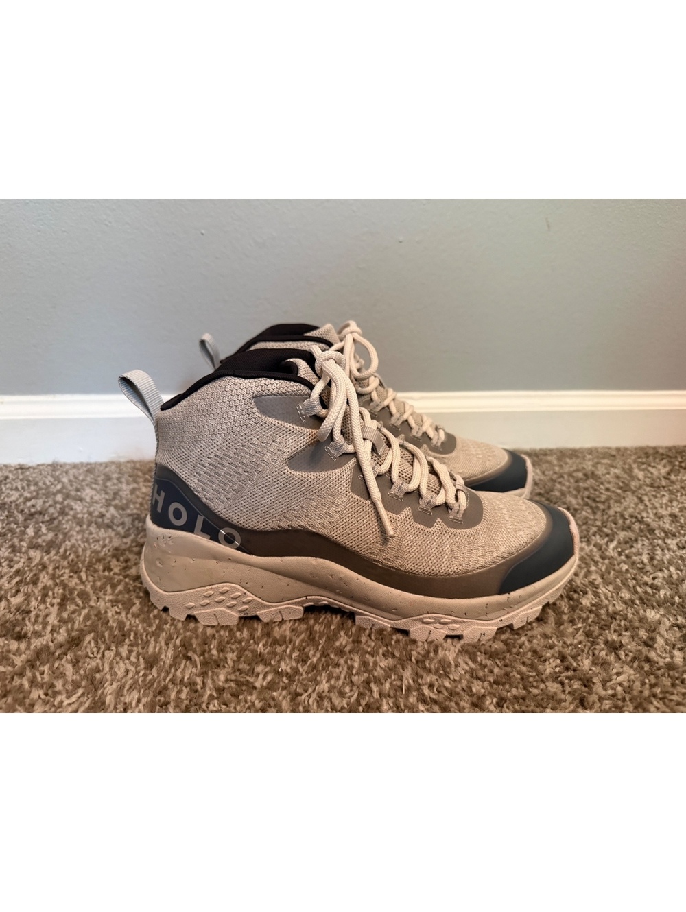 New HOLO Troy Mid Hiking Boots Women’s 9